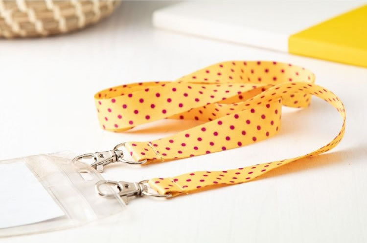 lanyard doppio moschettone personalizzati